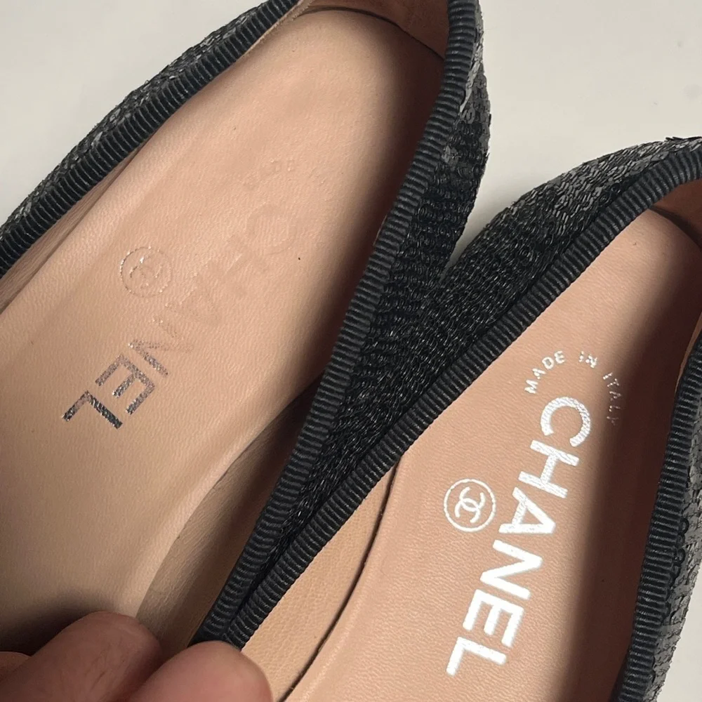 Elegant Black Sequin Flats Chanel